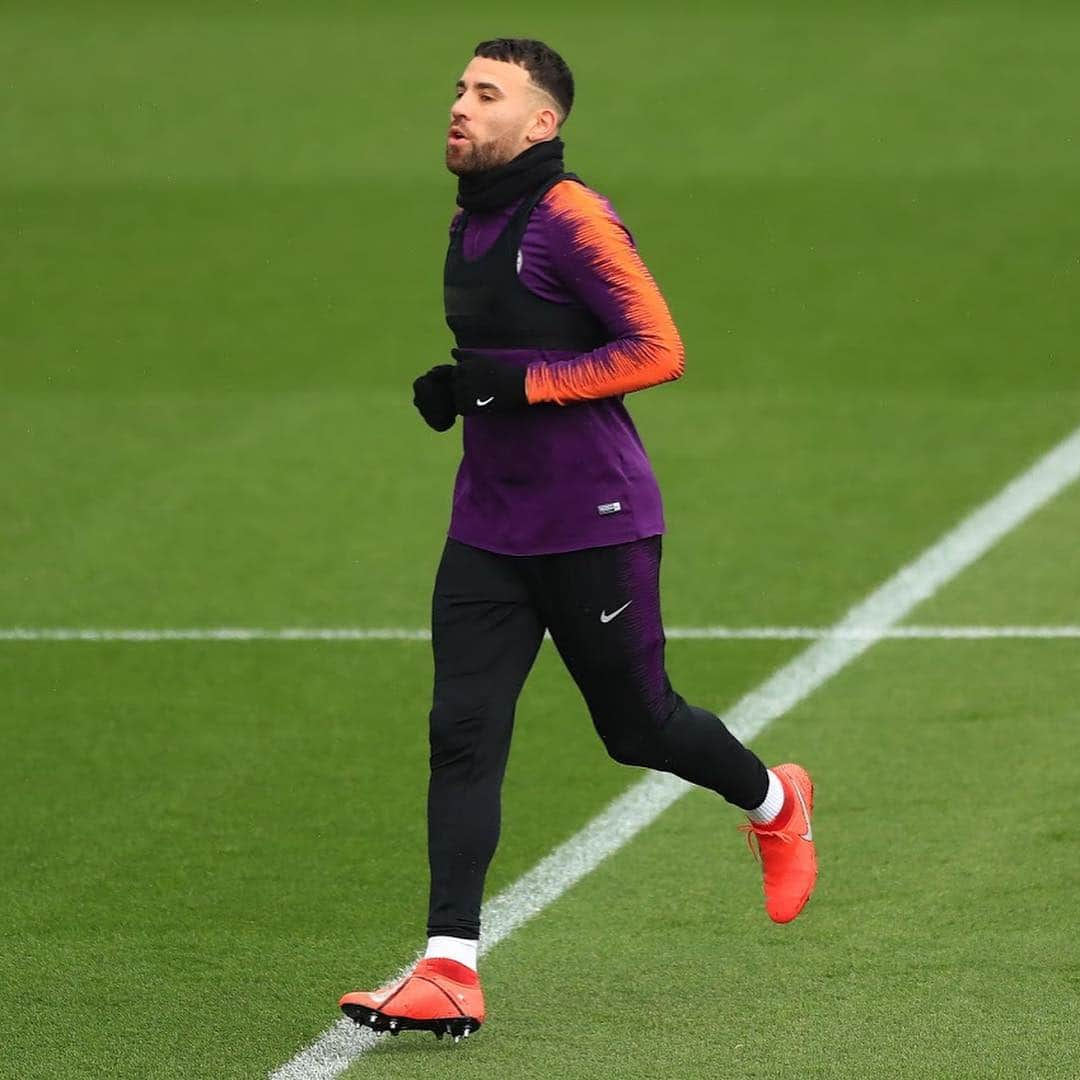 ニコラス・オタメンディさんのインスタグラム写真 - (ニコラス・オタメンディInstagram)「Ready for tomorrow @championsleague @mancity #cmonguys #cmoncity #manchestercity #championsleague」4月17日 3時29分 - nicolasotamendi30