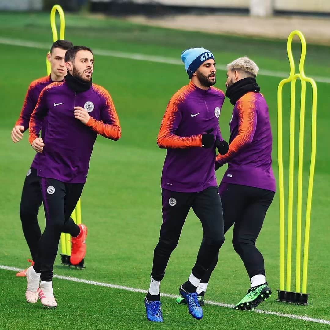 リヤド・マフレズのインスタグラム：「🏃🏻‍♂️🏃🏻‍♂️🏃🏻‍♂️ @mancity」