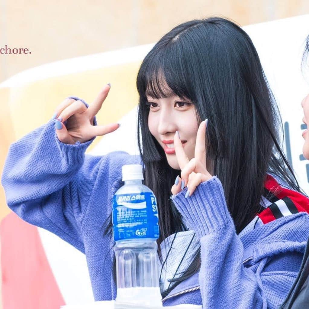 モモさんのインスタグラム写真 - (モモInstagram)「♡ [Fantaken] 190414 - LG Twins vs Doosan Bears Game First Pitch -  #MOMO #트와이스 #모모 #平井もも #もも #TWICE ©terpsichore, moji1109」4月16日 19時19分 - momojype