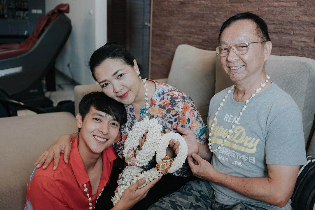 Jirayu Tangsrisukのインスタグラム