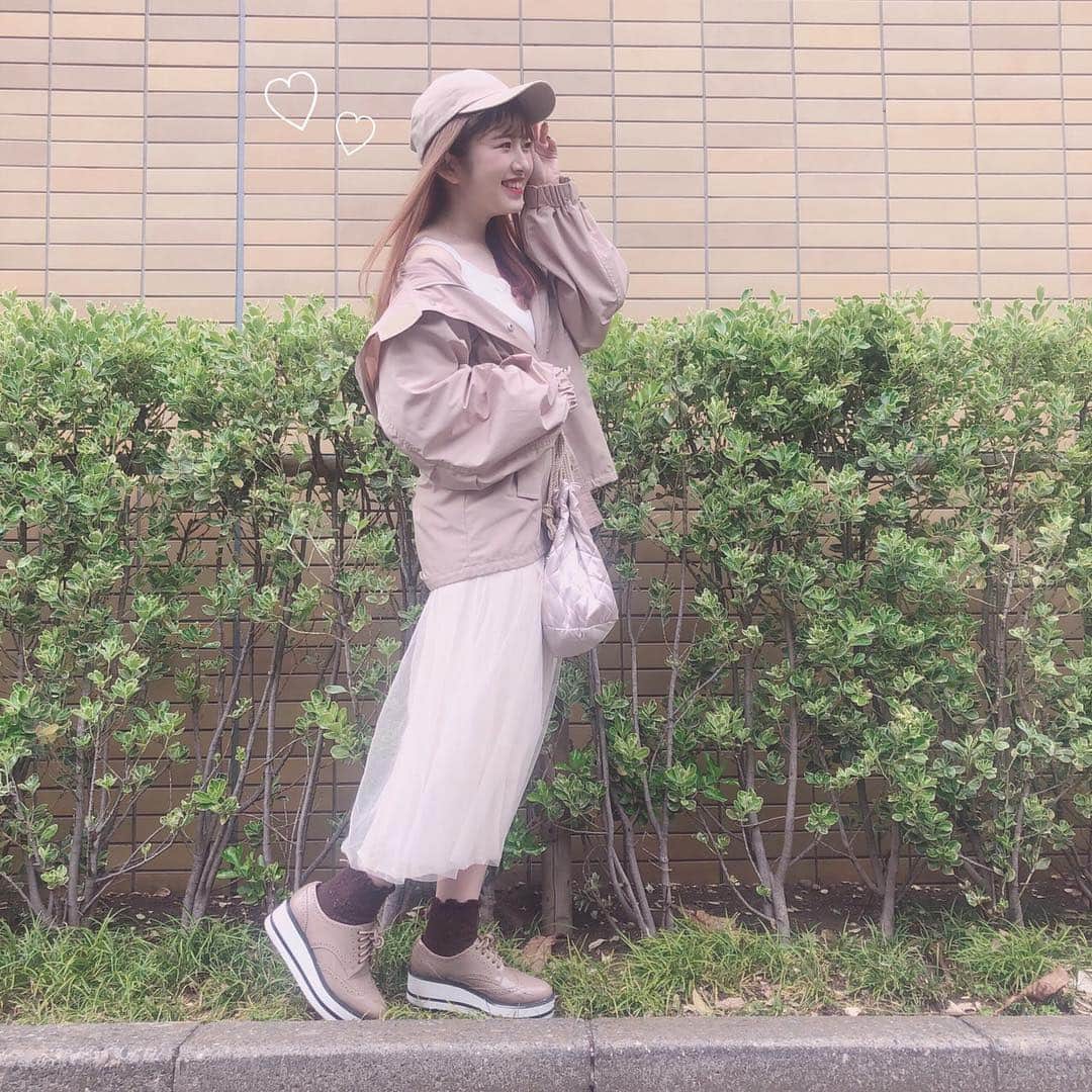 青木菜花のインスタグラム：「.﻿ .﻿ 写真撮られてるときやっぱり笑ってしまう🤣💗﻿ お久しぶりの#なのふぁっしょん ♡﻿ .﻿ .﻿ #gu_for_all﻿ #GUstyle﻿ #gupr ﻿ #ブラフィール﻿ #ブラフィールリブレースタンクトップ﻿ #なのふぁっしょん #instagood #instalike #l4l」