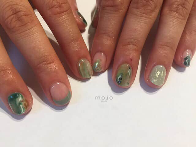 関根祥子さんのインスタグラム写真 - (関根祥子Instagram)「mojo  green 🧤🐍🦖🌳🌲🍃 #mojonail #nail#nails #mojogreennail」4月16日 20時14分 - mojonail_shokosekine