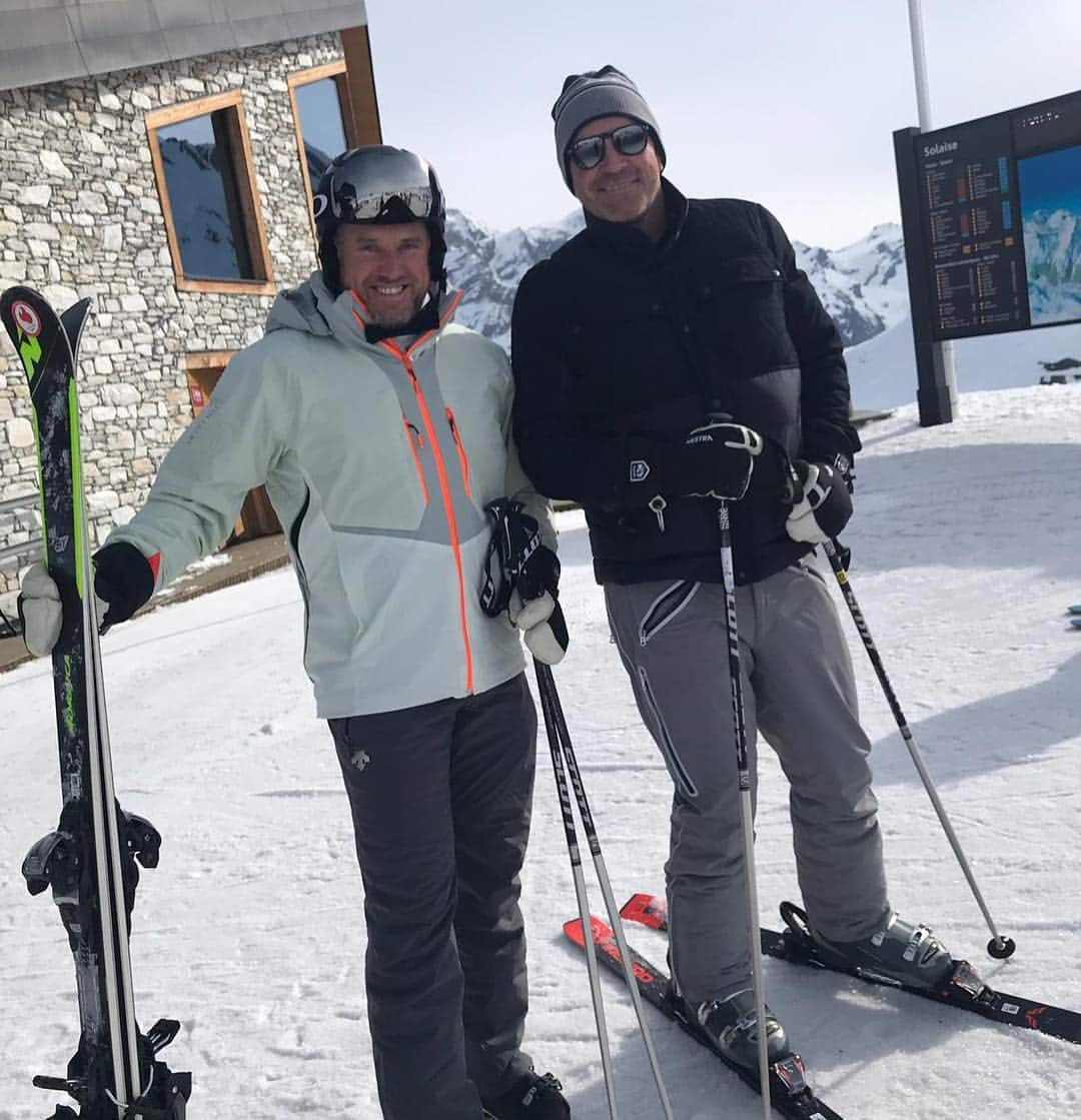 リー・ウエストウッドさんのインスタグラム写真 - (リー・ウエストウッドInstagram)「What a morning with @mrtbjorn ! Val D’Isere is awesome! @hiphideouts @descente_global ⛷」4月16日 20時20分 - westwood_lee