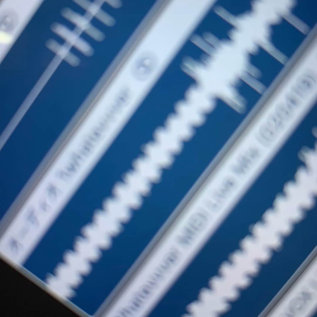 Adamのインスタグラム：「NEW JOY. LIVE. SUNDAY 4/21.」