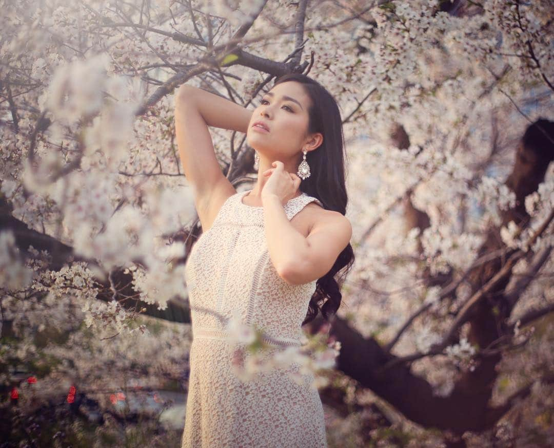 冨田七々海さんのインスタグラム写真 - (冨田七々海Instagram)「🌸🌸🌸 ・ PC: @hirocameras ・ ・ ・ ・ #桜 #お花見 #桜満開 #桜撮影会 #モデル #撮影 #ポートレート #ポートレートモデル #作品撮り #ミスコン #二子玉川 #撮影依頼 #ミスエコインターナショナル #ミス茨城 #ミスユニバース #photoshoot #tokyo #model #sakura #cherryblossom #travel #traveling #traveljapan #spring #beautypageant」4月16日 20時33分 - missecojapan