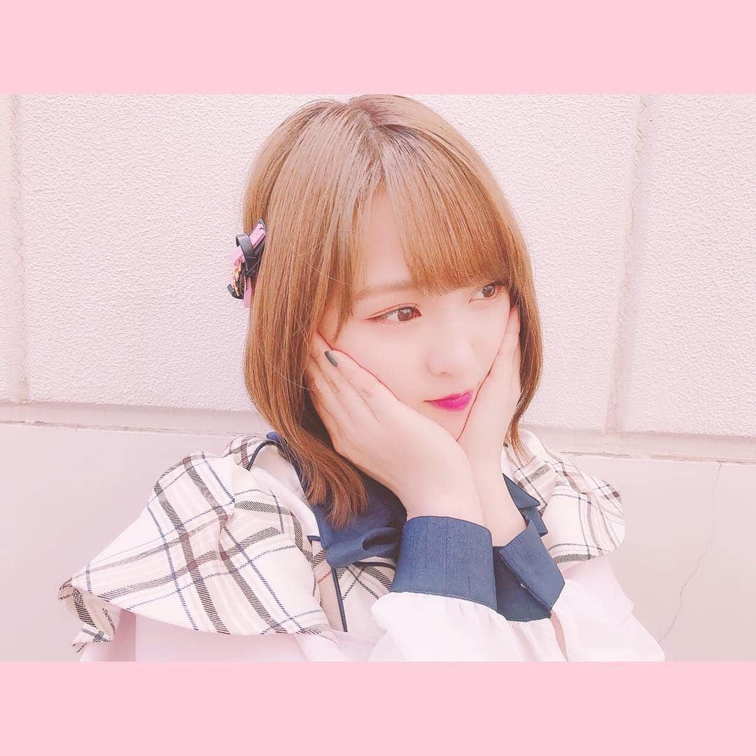 山田菜々美のインスタグラム：「. 🥰💭 . #チーム8 #新衣装 #嬉しい」