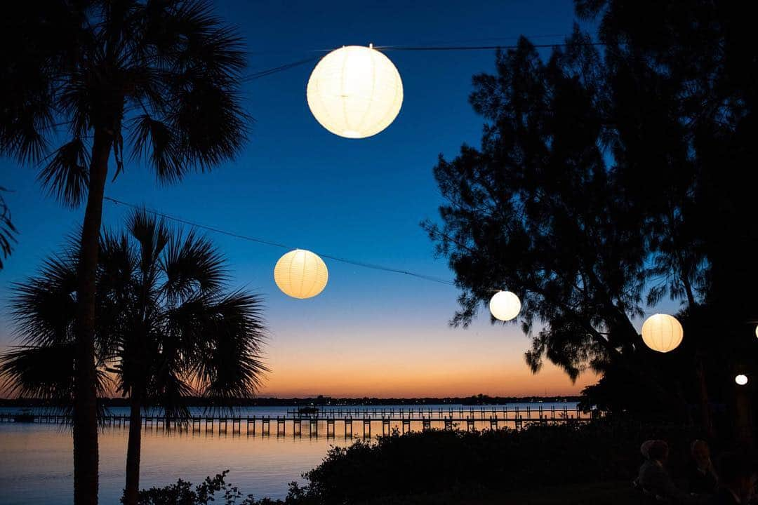 National Geographic Travelさんのインスタグラム写真 - (National Geographic TravelInstagram)「Photo by @carltonward // sponsored by @VISITFLORIDA // Light globes hang against a twilight sky above the Indian River Lagoon—a 156-mile-long estuary that makes up one-third of Florida’s Atlantic coastline. It stretches from just south of Daytona Beach to north of Palm Beach. The lagoon is one of the most biologically diverse estuaries in the Northern Hemisphere. It can be explored from Canaveral National Seashore and several state parks and national wildlife refuges. Abundant hotels and restaurants provide access to the lagoon and the Atlantic Ocean, as well as nearby Kennedy Space Center. // @VISITFLORIDA and explore 175 State Parks, hundreds of freshwater springs, infinite mangrove tunnels, and hidden caverns. Let your adventure begin. #LoveFL」4月16日 22時02分 - natgeotravel