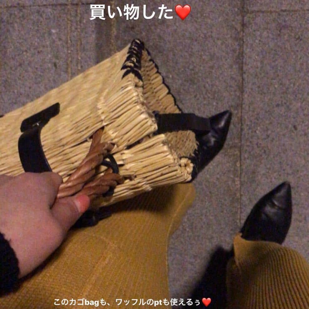 joujouのインスタグラム：「あっという間に温かくなり、服が去年のしかありまてん…  こういう時は @bibliok_kae  に行こう❤️ 新しいお洋服はテンションが上がるー  これは一部です！ いつもステキなselectで爆買いしてまいますう！ 💦 チョコチョコ紹介していこー😀  #春服 #2019ss #昨日コート類をクリーニングに出したばかりなんだけど #焦るわ  @bibliok_kae」