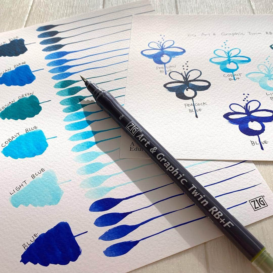 Kuretakeさんのインスタグラム写真 - (KuretakeInstagram)「Ideal for design,illustration,rubber stamping and card making. 【ZIG Art & Graphic Twin RB+F】TUT-95  来週いよいよ開催の日本ホビーショー2019！ 今年の呉竹ブースでは、ZIGマーカーのワークショップを開催します！ Art & Graphic Twin RB+Fの本格カラーブラッシュマーカーで、誰でも描けるようになる！ワンポイントテクニックもご紹介します。 是非ご来場下さいね〜。 #coloriage #colors #ZIG #graphictwin #flamingo #lemon  #rose #brush #colorbrush #waterbaseddyeink #水性染料インク」4月16日 22時18分 - kuretakejapan