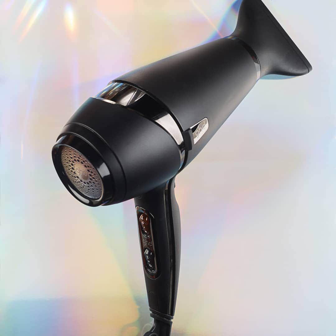 ghd hairさんのインスタグラム写真 - (ghd hairInstagram)「The #ghdair hairdryer will deliver your ideal blow dry, at home ✨🎡💗 #ghdhair #goodhairday #ghdfestival #blowdrygoals」4月16日 22時34分 - ghdhair