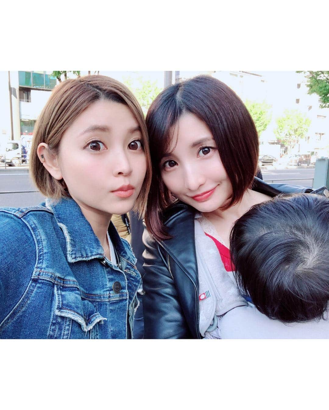 尾崎ナナさんのインスタグラム写真 - (尾崎ナナInstagram)「@imyme_cosme のポップアップストアに行ってきたよ😊🌟 質問に15問答えて2分待つだけで、自分の肌に合うスキンケアアイテムを機械が作ってくれる❗️ 凄すぎる😲 防腐剤なしで余計な物が入ってないから、年々敏感肌になってるわたしも安心して使えます☺️ 早速今晩から使おう💞 #imyme #アイマイミー #久々のさよぴ #またゆっくり〜」4月16日 22時43分 - nana._.ozaki