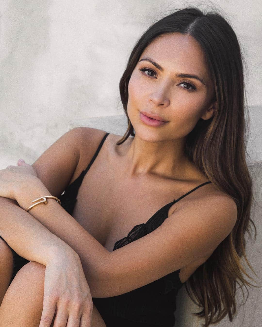 Marianna Hewittさんのインスタグラム写真 - (Marianna HewittInstagram)「soap opera actress headshot vibes」4月16日 22時47分 - marianna_hewitt