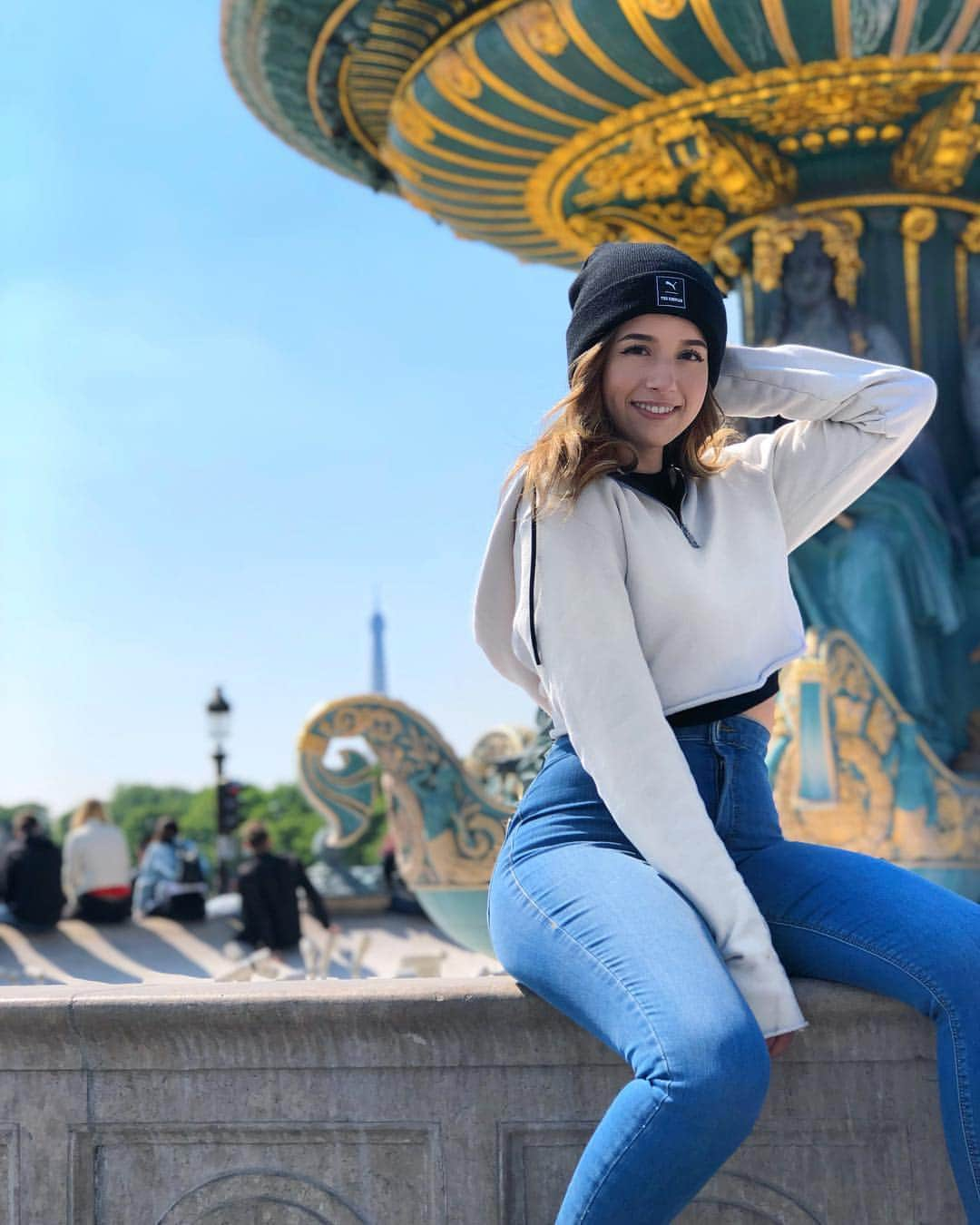 Pokimaneさんのインスタグラム写真 - (PokimaneInstagram)「paris pix 💙❤️⁣⁣ ⁣⁣ ⁣⁣ ⁣⁣ ⁣⁣ ⁣⁣ ⁣⁣ ⁣⁣ it feels so surreal to have been in paris only a few days ago, and to see the heartbreaking news regarding the Notre Dame cathedral. I’m very grateful I got to visit it, explore, & share my journey with you guys beforehand. Sending my best wishes to everyone in paris, especially the firefighters ♥️」4月17日 4時21分 - pokimanelol