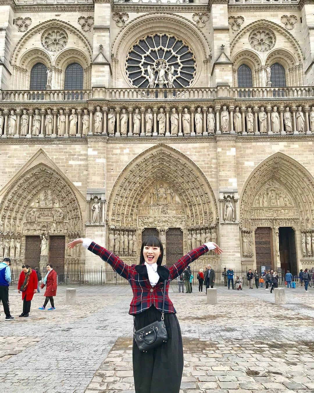 江田友莉亜さんのインスタグラム写真 - (江田友莉亜Instagram)「I miss you #notredame 😢」4月16日 22時58分 - edayuri_official