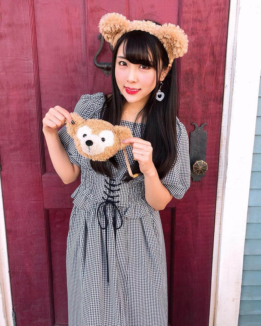 熊本美和さんのインスタグラム写真 - (熊本美和Instagram)「おやくま🐻 . . #おやすみ #goodnight #🌙 #おやくま #日々の出会いに感謝 #バクステ外神田一丁目 #いっちょめ #熊本美和 #miwakumamoto  #アイドル #idol #일본 #아이돌 #アイドルボウラー #Pリーガー #プロボウラーになりたい #instagood #followme #kawaii #makeup #beauty #黒髪 #tds #東京ディズニーシー #ダッフィー #snidel #赤い扉 #すきぴ」4月16日 23時58分 - miwa_babyb