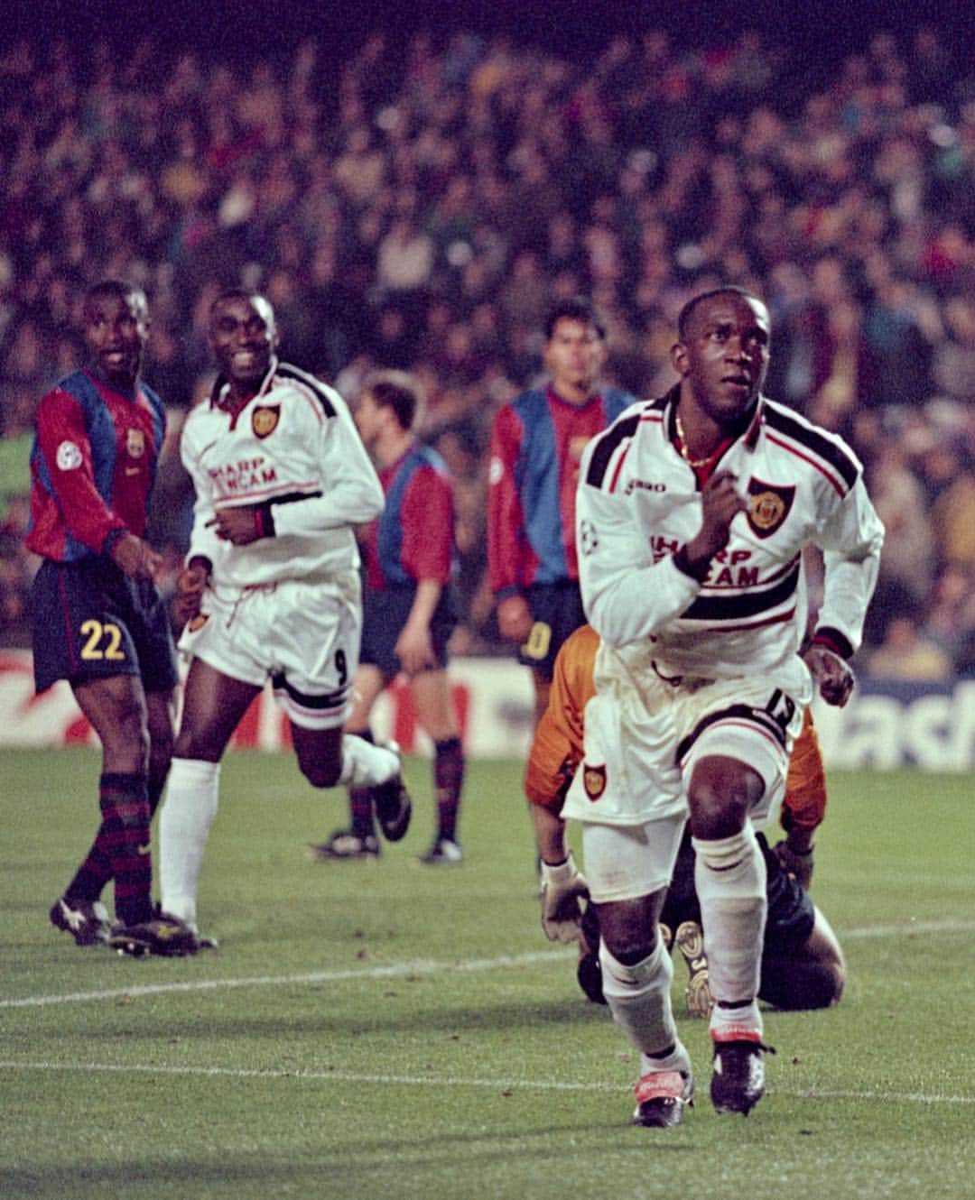 マンチェスター・ユナイテッドさんのインスタグラム写真 - (マンチェスター・ユナイテッドInstagram)「🔙 at the Nou Camp! 🤩 #MUFC #ChampionsLeague」4月17日 0時00分 - manchesterunited