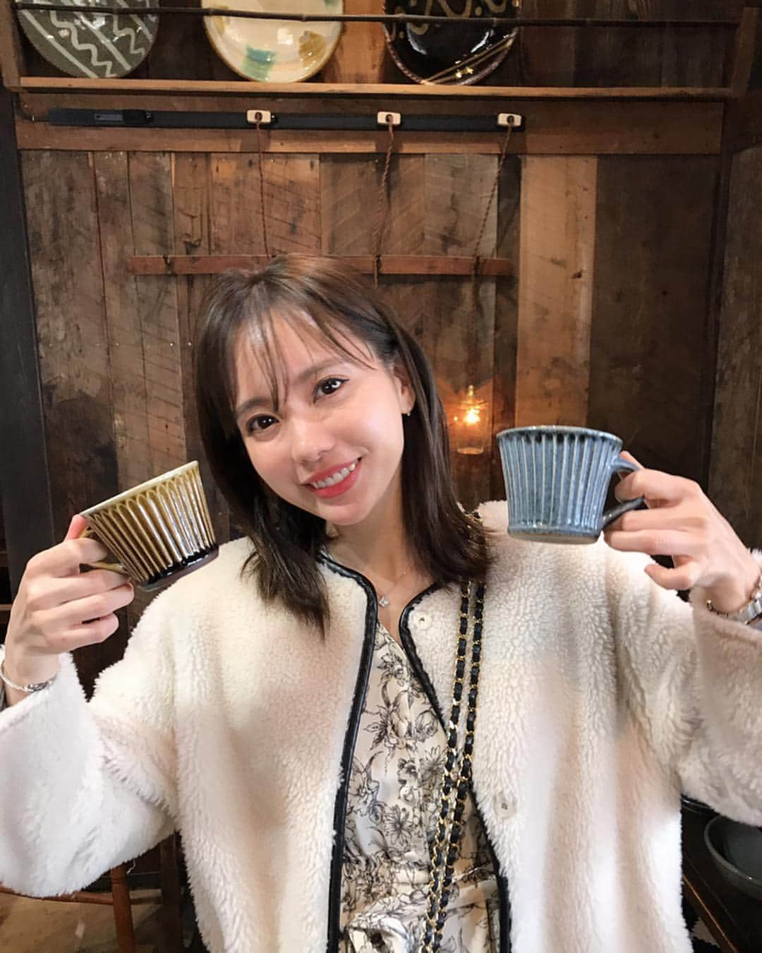 Aoiさんのインスタグラム写真 - (AoiInstagram)「このカップ とても可愛くて ここ最近見た食器の中で 1番心が揺れた🍒  #やわい屋 #飛騨 #食器 #岐阜」4月17日 0時20分 - aoioa