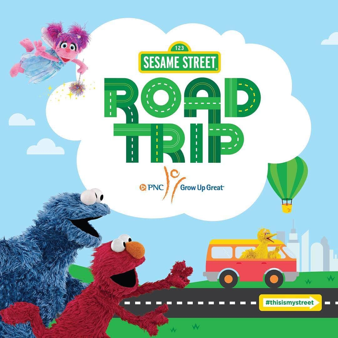 セサミストリートさんのインスタグラム写真 - (セサミストリートInstagram)「In honor of our 50th anniversary, we are excited to announce that everyone’s favorite furry friends are embarking on their first-ever nationwide road trip this summer! Our 10-city trip will include a free Sesame Street festival at each city with live performances and kid-friendly activities. Click the link in our bio for more. #ThisIsMyStreet」4月17日 0時24分 - sesamestreet