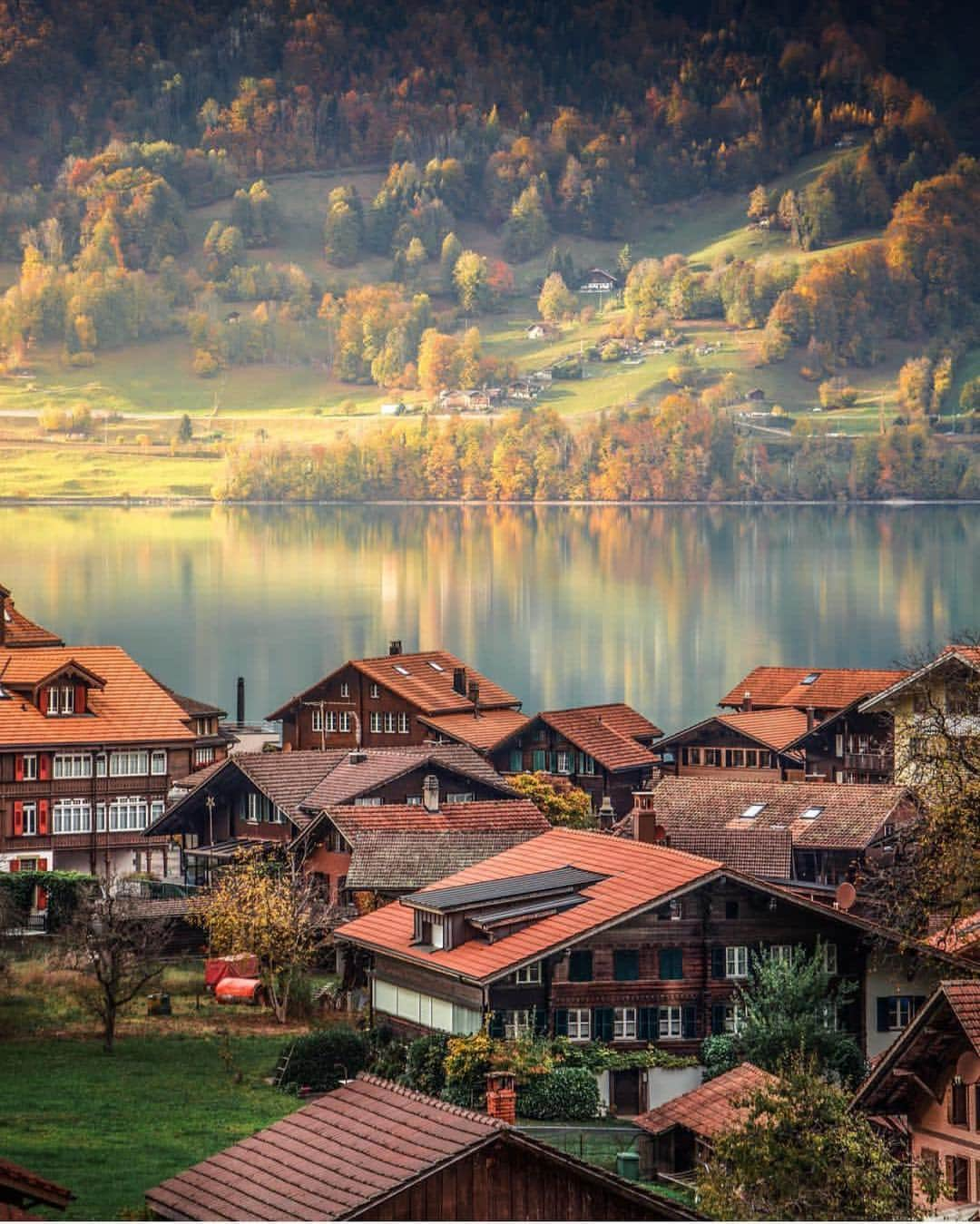 Wonderful Placesさんのインスタグラム写真 - (Wonderful PlacesInstagram)「Lungern - Switzerland ✨💛💛💛✨ . Picture by ✨✨@hebenj✨✨ #wonderful_places for a feature 💚」4月17日 0時31分 - wonderful_places