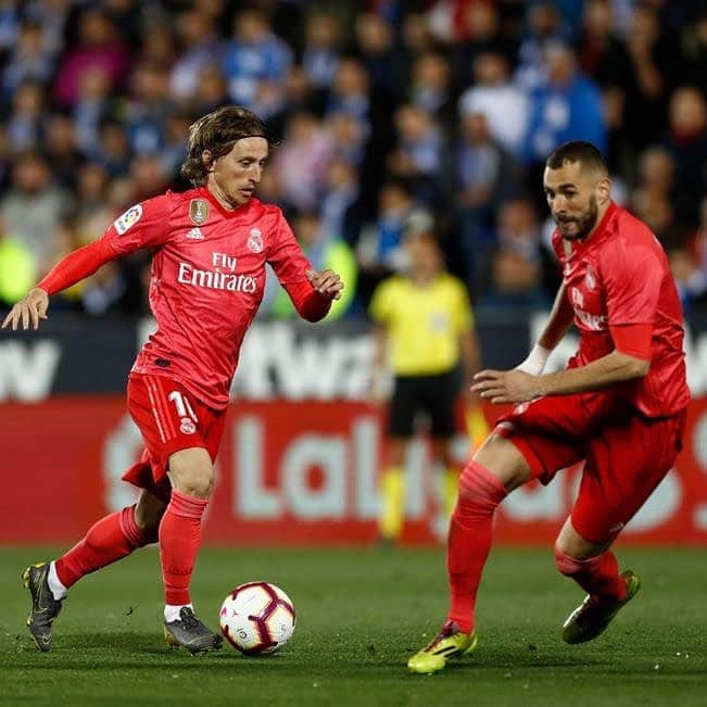 ルカ・モドリッチさんのインスタグラム写真 - (ルカ・モドリッチInstagram)「LM10 & KB9 ⚽️🔥」4月17日 0時33分 - lukamodric10