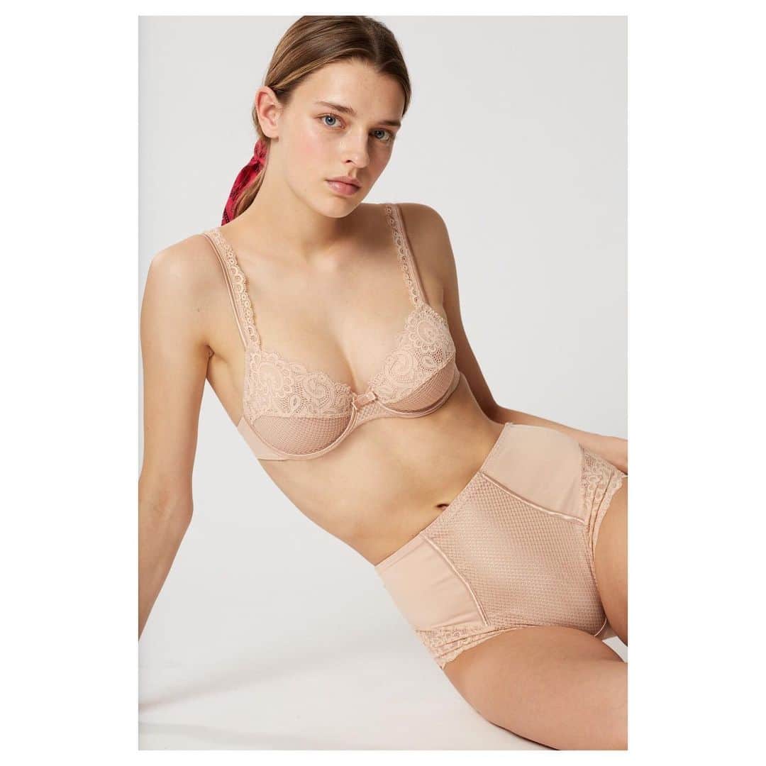 レジャビーのインスタグラム：「GABY, emblematic line named after the House's founder, Gabrielle Viannay —— GABY, ligne emblématique baptisée du surnom de la fondatrice de la maison, Gabrielle Viannay  #maisonlejaby #gaby #histoire #lingerie #iconique #lingeriefrancaise #savoirfaire #soutiengorge #culotte #culottehaute」