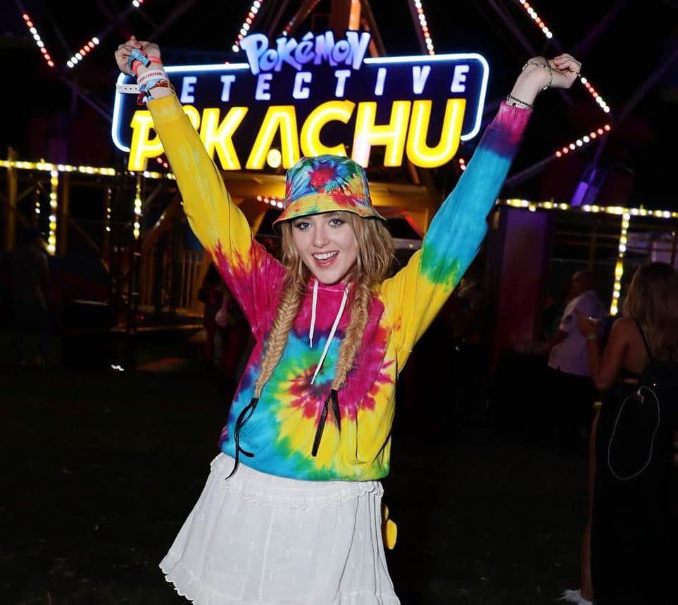 Warner Bros. Picturesさんのインスタグラム写真 - (Warner Bros. PicturesInstagram)「⚡️💙#DetectivePikachu x Neon Carnival x @kathrynnewton 🎡⚡️」4月17日 2時23分 - wbpictures