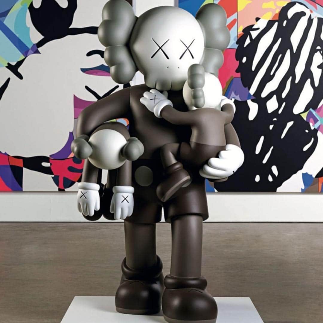 KAWSONEさんのインスタグラム写真 - (KAWSONEInstagram)「I’m happy to finally be able to talk about this exhibition at NGV Melbourne 👀 #Repost @ngvmelbourne ・・・ Get ready Melbourne, KAWS is coming to NGV, September 2019. #NGV #Kaws • Image: (foreground) KAWS CLEAN SLATE 2015 bronze, paint 180.0 x 98.0 x 87.0 cm (background) KAWS SURVIVAL MACHINE 2015 (detail) acrylic on canvas 284.5 x 233.7 cm (each) (5 parts) Photo: Jonty Wilde #KAWS #NGV」4月17日 12時04分 - kaws