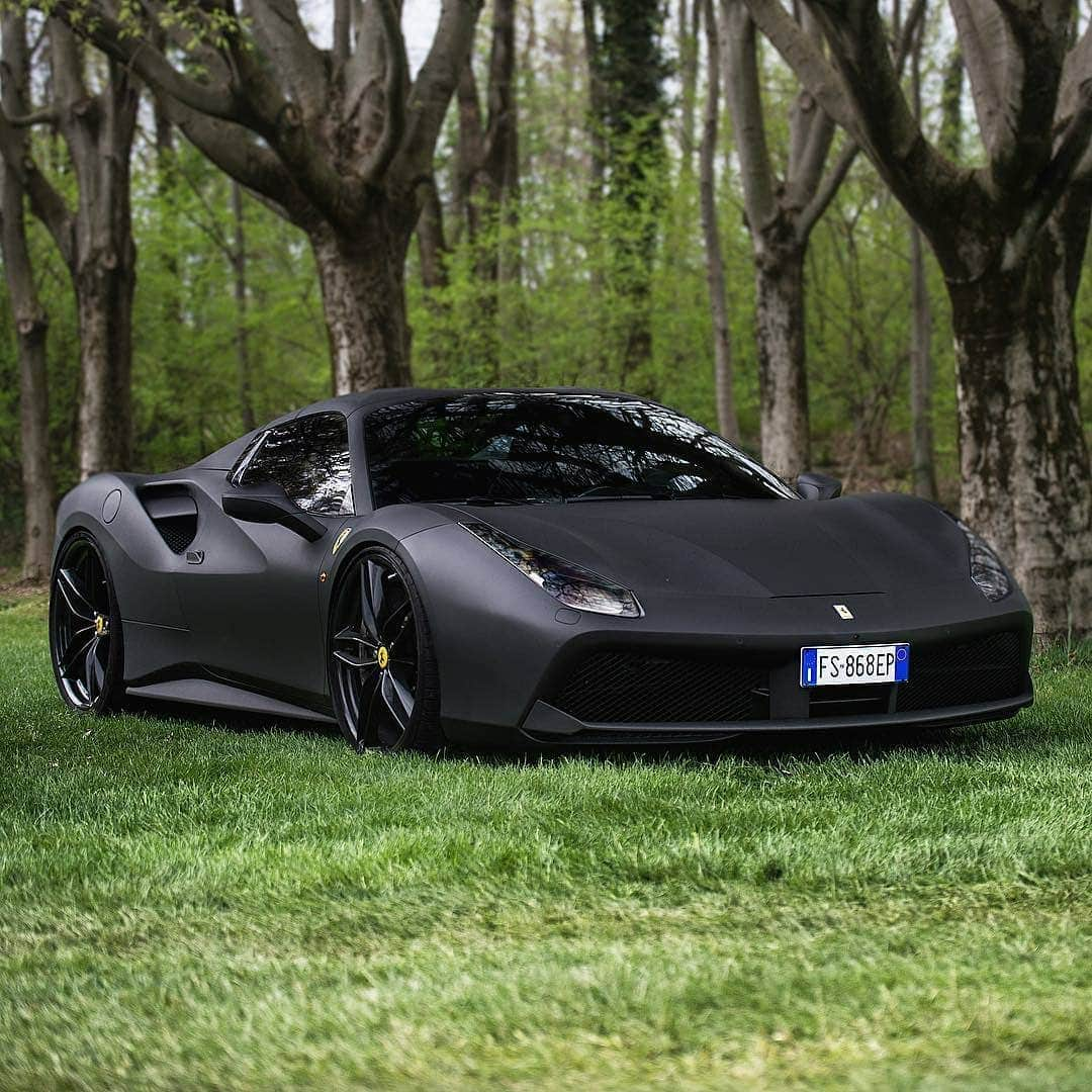 CarsWithoutLimitsさんのインスタグラム写真 - (CarsWithoutLimitsInstagram)「Matte Black 488 GTB Photo @srs_swissrichstreets  #CarsWithoutLimits #Toronto #488gtb」4月17日 12時29分 - carswithoutlimits