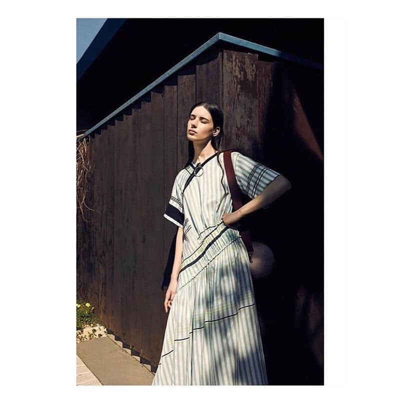 セドリック シャルリエさんのインスタグラム写真 - (セドリック シャルリエInstagram)「The model @Isabellaridolfi is wearing a SS19 striped dress featured in the April issue of @latestmagazine photo by @domenicopetralia_ph styled by @joanna_gyamera #cedriccharlierofficial #cedriccharlier #womenswear #latestmagazine #domenicopetraliaphotographer」4月17日 4時47分 - cedriccharlierofficial