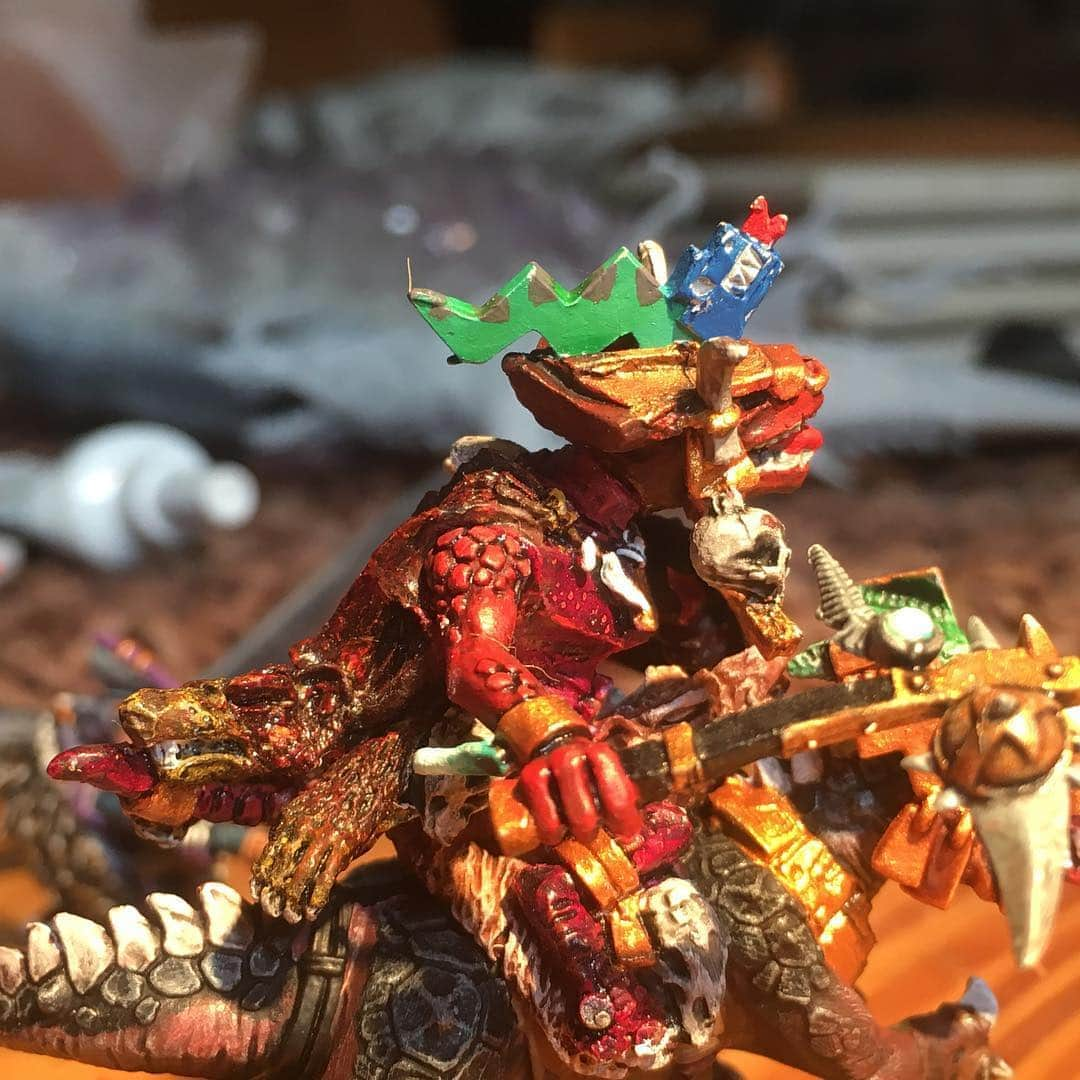 キーファー・ハベルさんのインスタグラム写真 - (キーファー・ハベルInstagram)「Thanks for looking friends. Suggestions or criticisms welcome. #wip #warhammer #ageofsigmar #seraphon #warhammerwoodelves #paintingwarhammer」4月17日 5時01分 - chiefkeifofreef