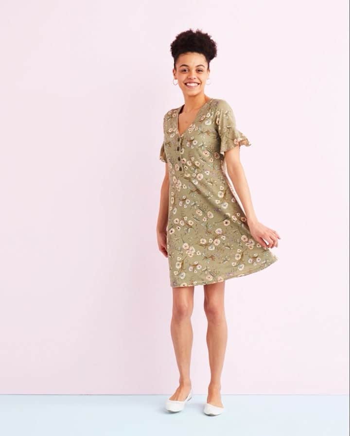 ロック&リパブリックのインスタグラム：「1 dress, 3 twirl-worthy prints. 💃Tap to shop @lclaurenconrad. #Kohls #lclaurenconrad」