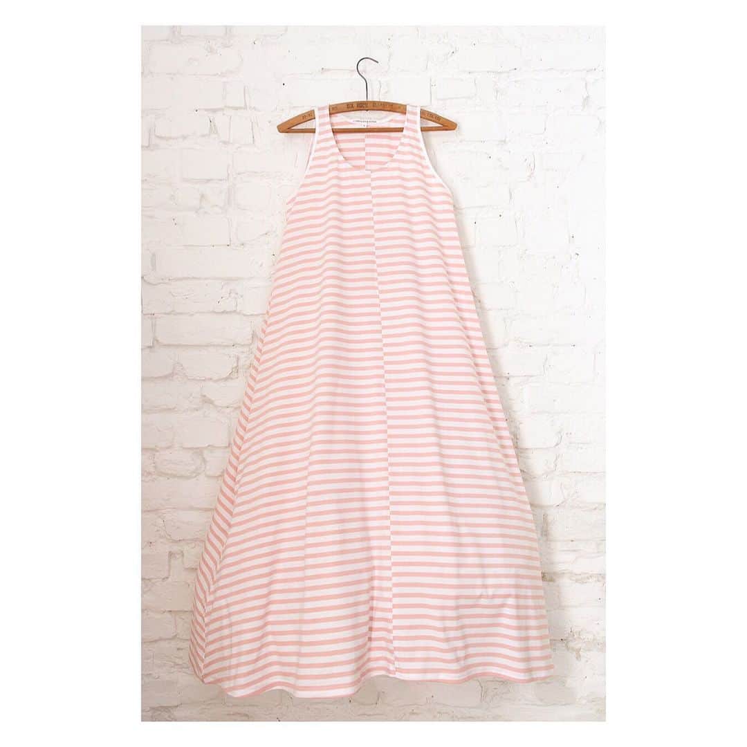 キャベジズ&ローゼズのインスタグラム：「A most wonderful frock 💖 The Ivy Dress in mismatched pink stripes is a sweet confection of a dress made from 100% organic cotton jersey. Wear her on her own in the summer or with the wool and cashmere mix Freya Sweater in pink now #prettyinpink #organicstripes #slowfashion #madeinscotland #pinksweater #springfashion2019 #pinkdresses #sustainablestyle #cabbagesandroses #cabbagesandrosesfashion @christina_strutt @cabbagesandroses_shop」