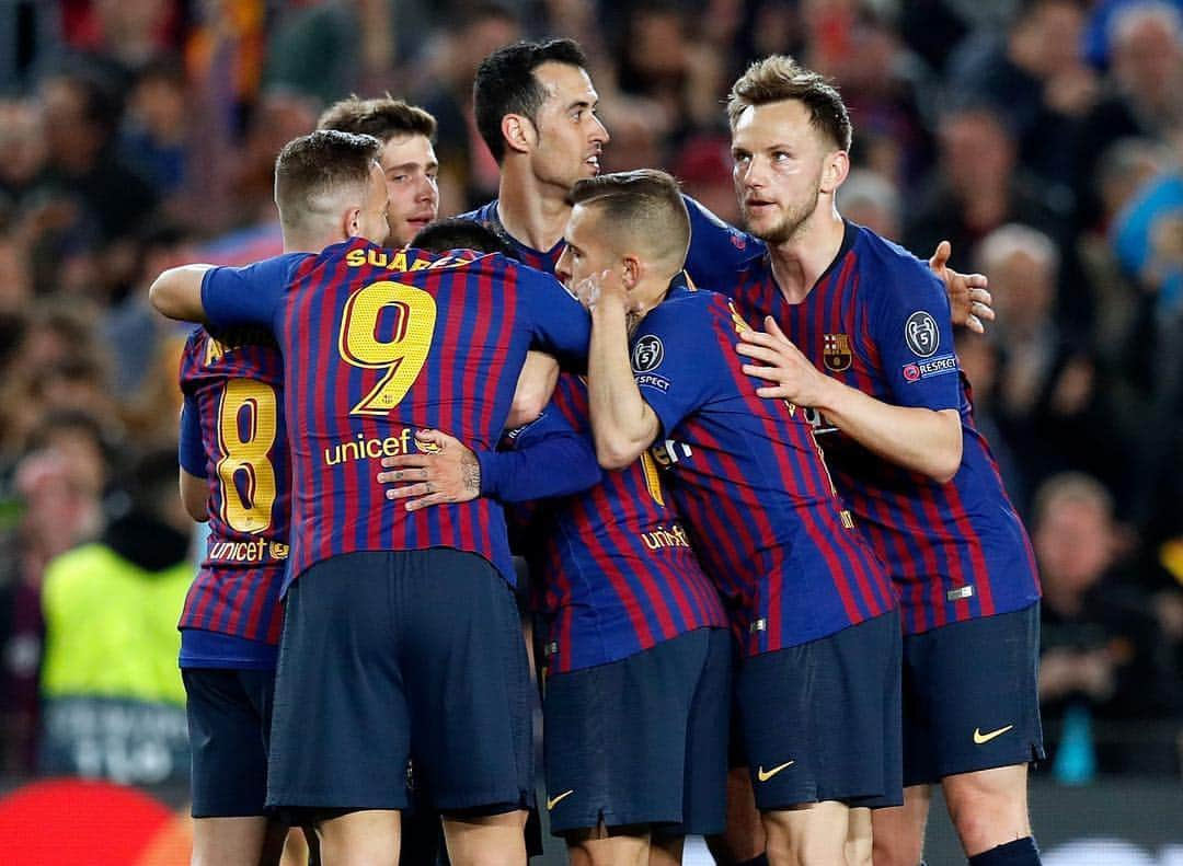 ジョルディ・アルバさんのインスタグラム写真 - (ジョルディ・アルバInstagram)「Grande equipo! Grande afición! #ForçaBarça🔴🔵」4月17日 7時09分 - jordialbaoficial