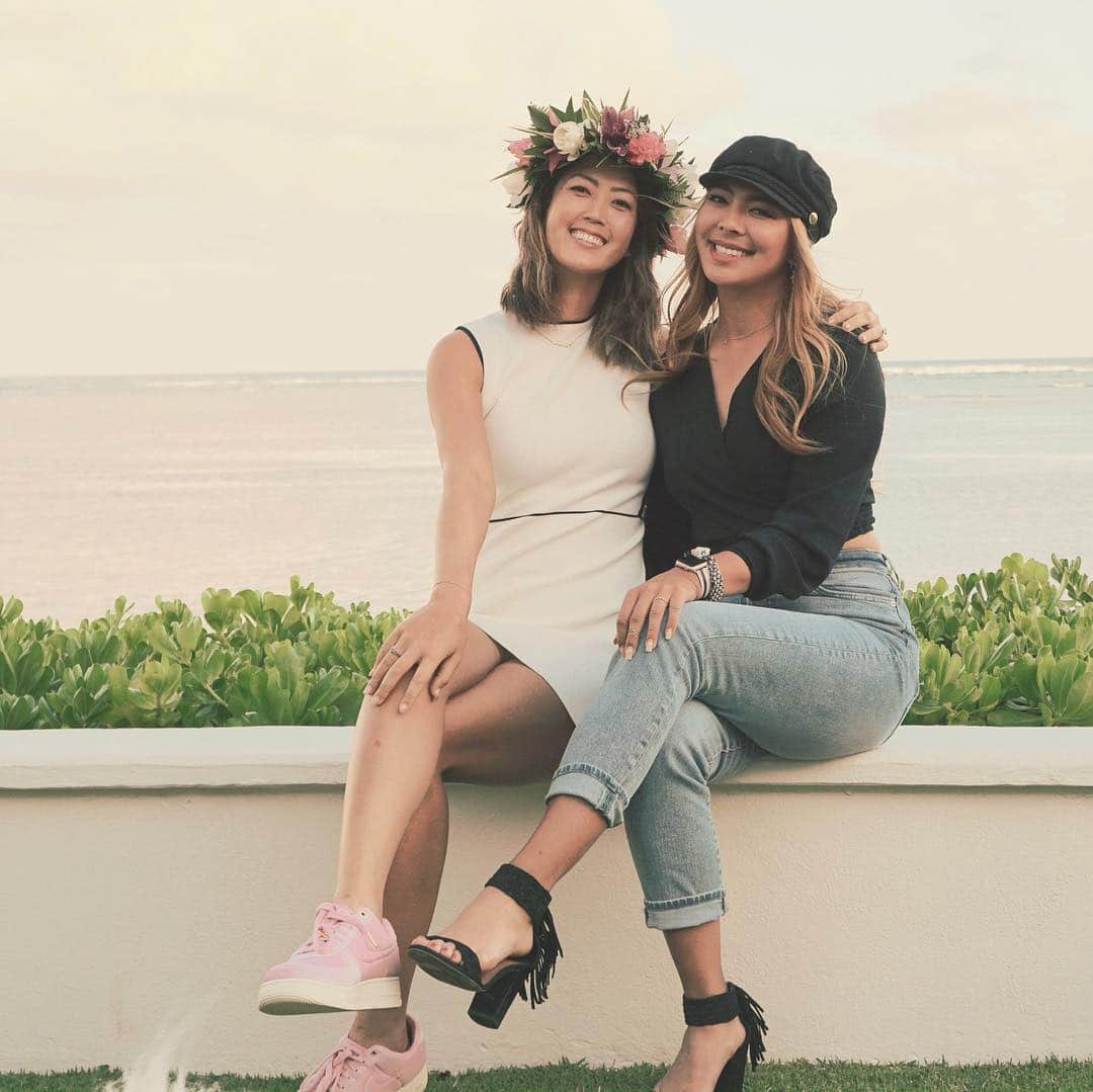 アリソン・リーのインスタグラム：「Old lady is getting married!! #wiegoeswest」
