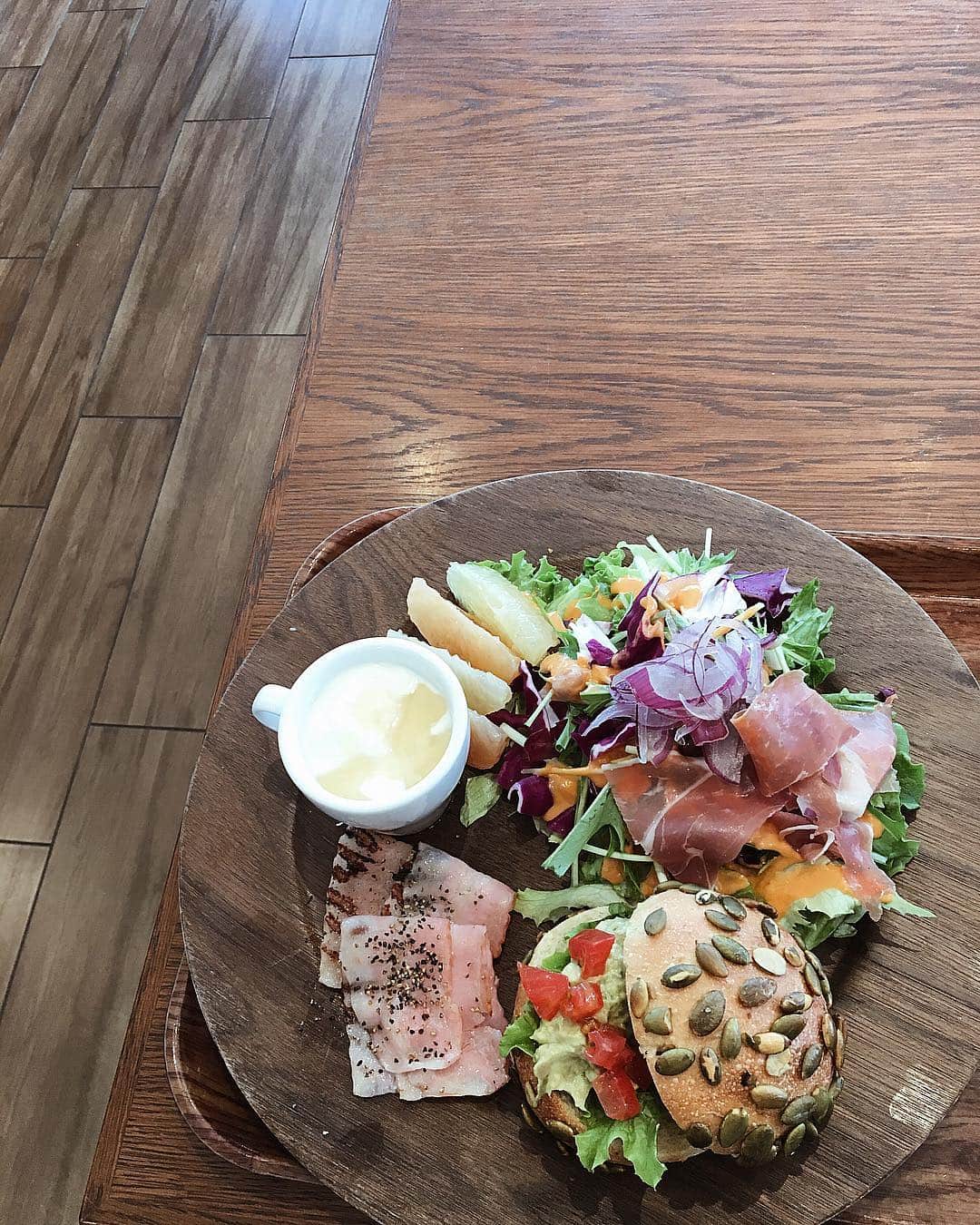 舞雛かのんのグルメインスタ