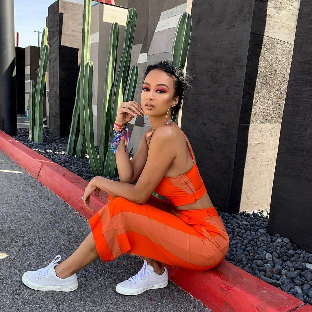 Draya Micheleさんのインスタグラム写真 - (Draya MicheleInstagram)「Don’t be surprised, you know the vibes 🌵 @revolve #revolvefestival」4月17日 8時07分 - drayamichele