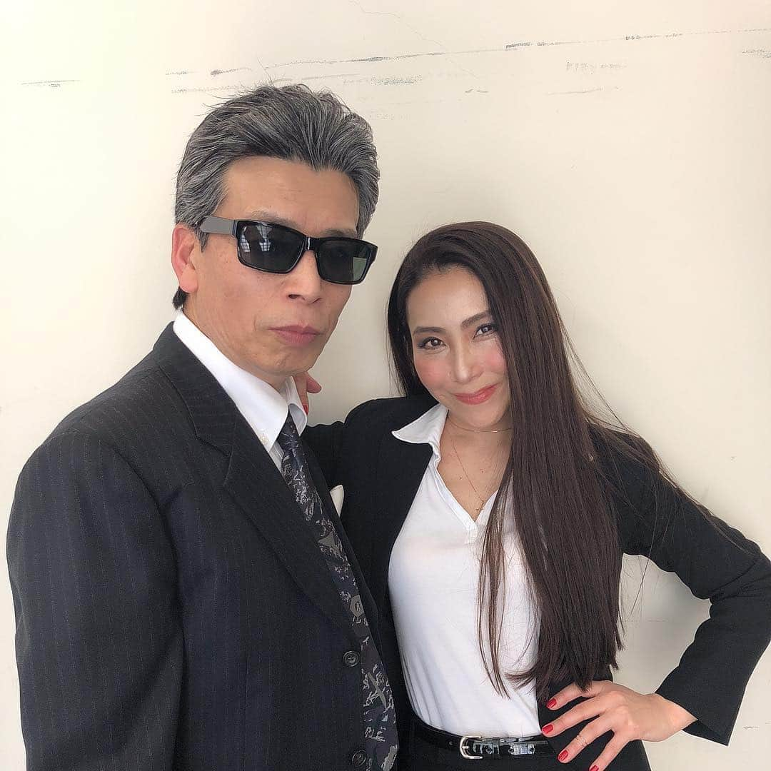 小石田純一さんのインスタグラム写真 - (小石田純一Instagram)「舘ひろしさんと浅野温子さん！ じゃなくて、たっちひろしさんとATSUKOさん。あぶない刑事、トレンディ！  #舘ひろし さん #たっちひろし さん #浅野温子 さん #ATSUKO さん #ものまね #あぶない刑事 #あぶ刑事 #トレンディ」4月17日 8時50分 - koishida.trendy