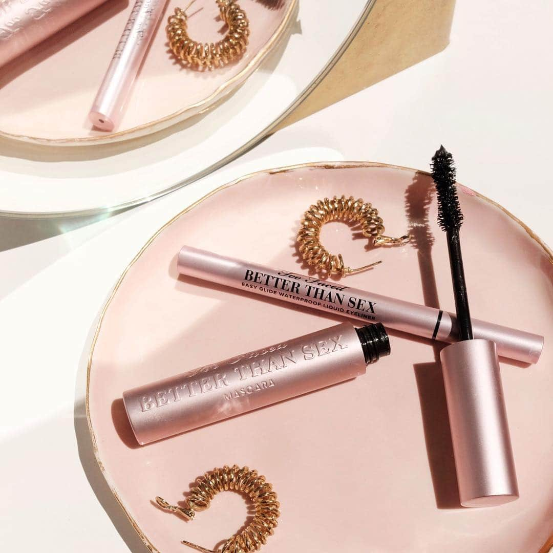 Too Facedさんのインスタグラム写真 - (Too FacedInstagram)「A match made in Heaven 😍 Master your ULTIMATE eye looks with our NEW Better Than Sex Eyeliner & ICONIC Mascara. Available @sephorafrance online! #betterthansex #toofaced」4月17日 9時00分 - toofaced