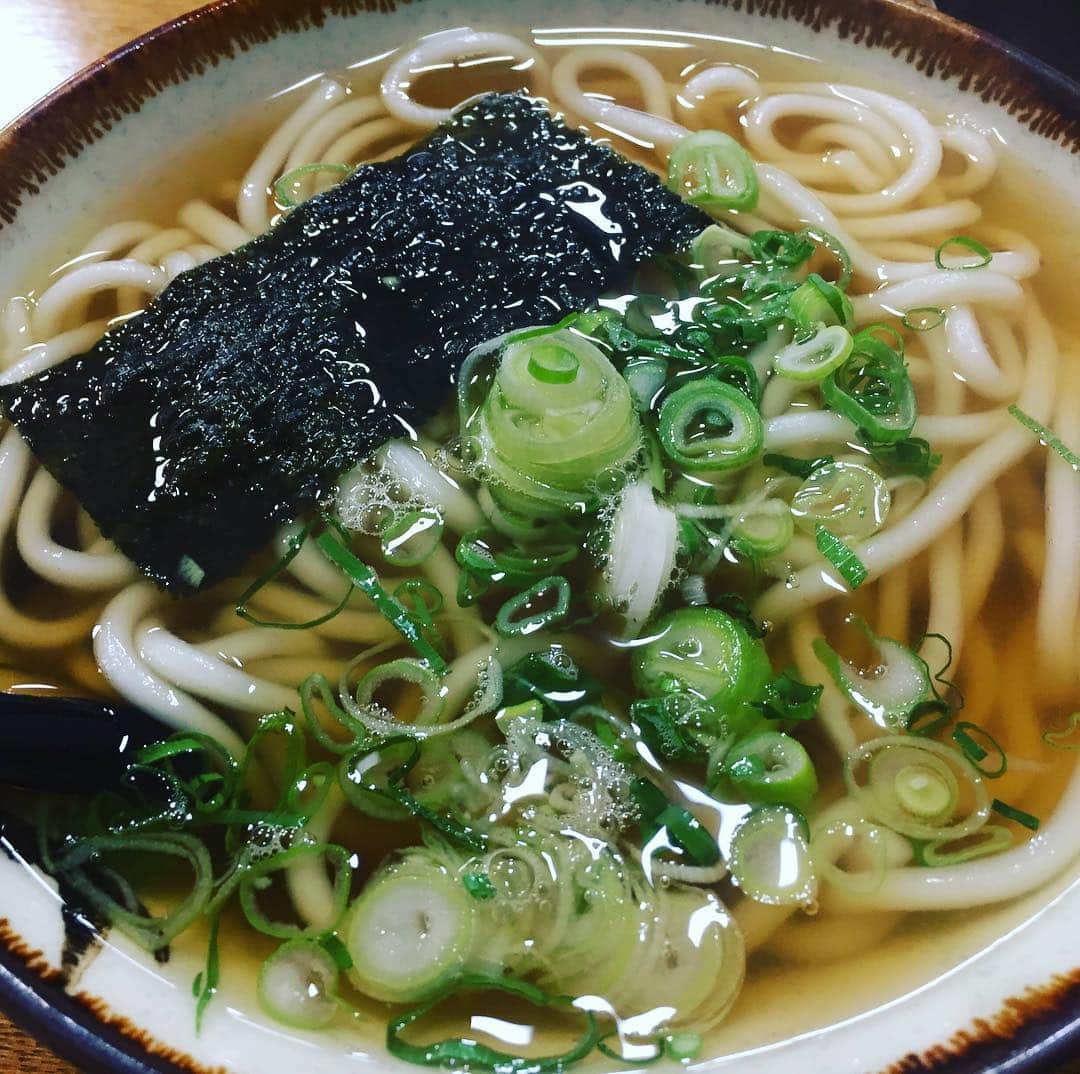 岸田繁さんのインスタグラム写真 - (岸田繁Instagram)「麺疫力をつける」4月17日 9時14分 - kishidashigeru