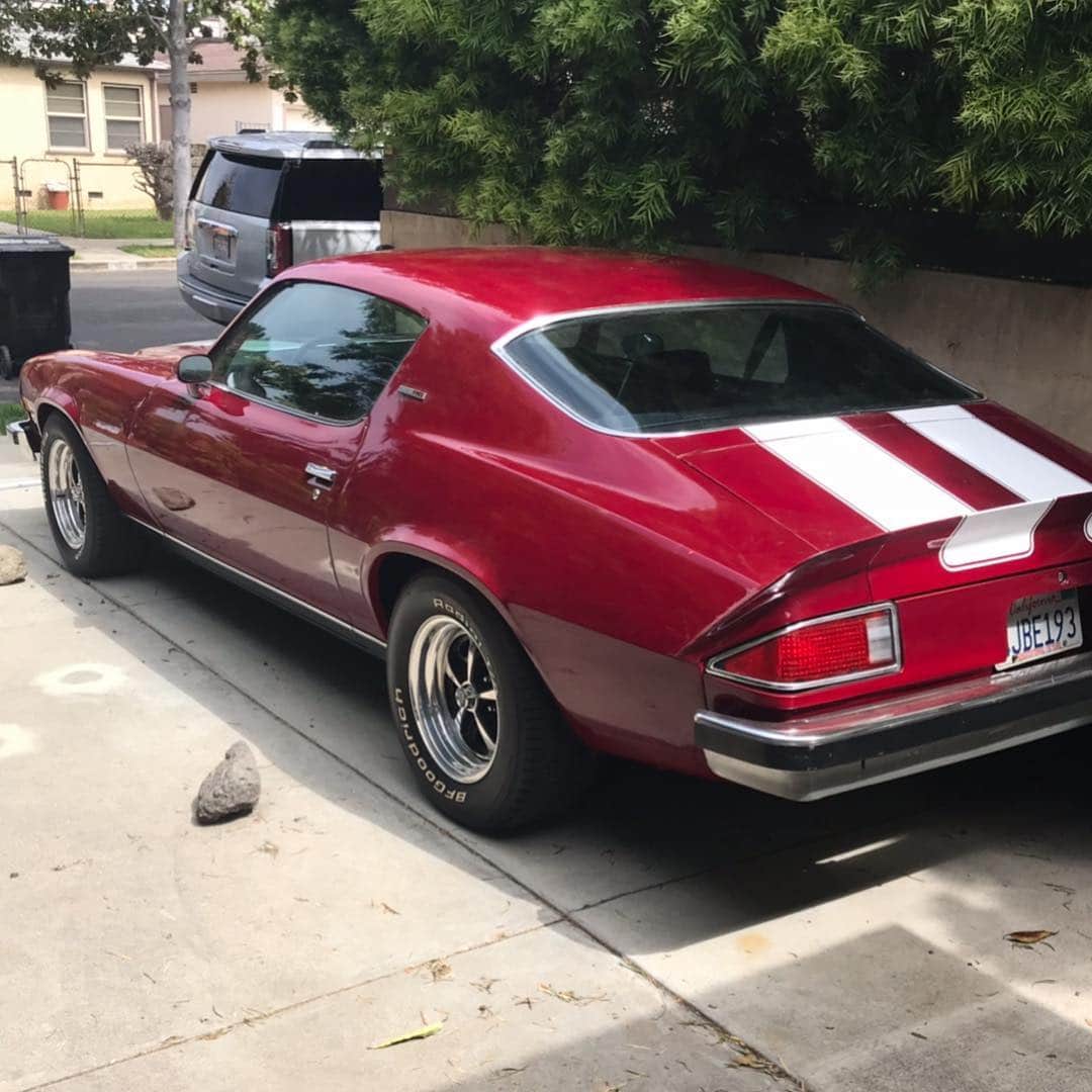 ストーン・コールド・スティーブ・オースチンのインスタグラム：「Almost ready for the Mean Streets. Car ain’t been registered since 2007.  CA-TX-CA @suprsonix @matt_kuchi @bradkucera」