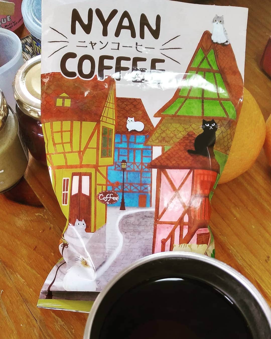 川久保秀一さんのインスタグラム写真 - (川久保秀一Instagram)「今日の一杯目。 #coffee #nyancoffee」4月17日 10時26分 - hidekazu_kawakubo