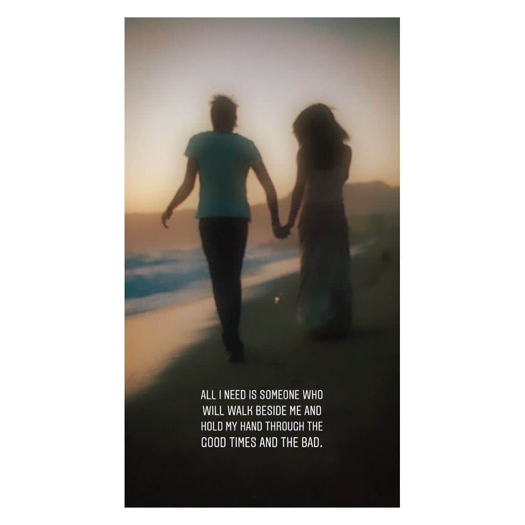 カミーユ・グアティのインスタグラム：「I can’t believe we’ve been married for 8 years. Feels like yesterday when I ran into this man hiking Runyon canyon!! First date I knew...this was the man I was going to marry. Many of my friends can attest to that! I believe there’s an email floating around somewhere! “When you know you know!” I wouldn’t choose anyone else to walk through life with...good times and bad we get stronger with every milestone! Thank you for being my best friend @iamsunnyriot❤️ #happyanniversary 📸@JenOsullivan」