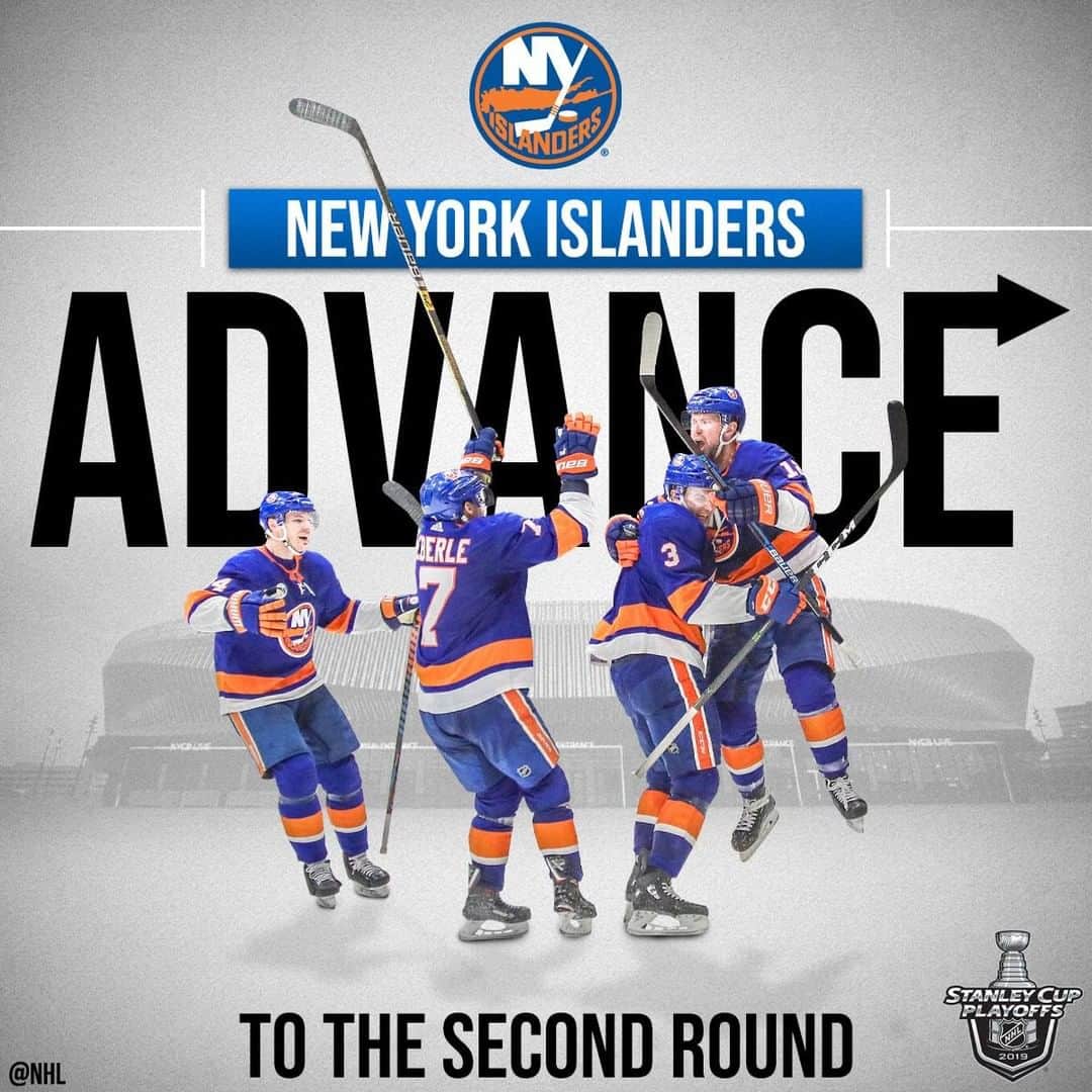 NHLさんのインスタグラム写真 - (NHLInstagram)「The Island is getting wild tonight!  Welcome to the Second Round, @ny_islanders. #StanleyCup」4月17日 11時10分 - nhl