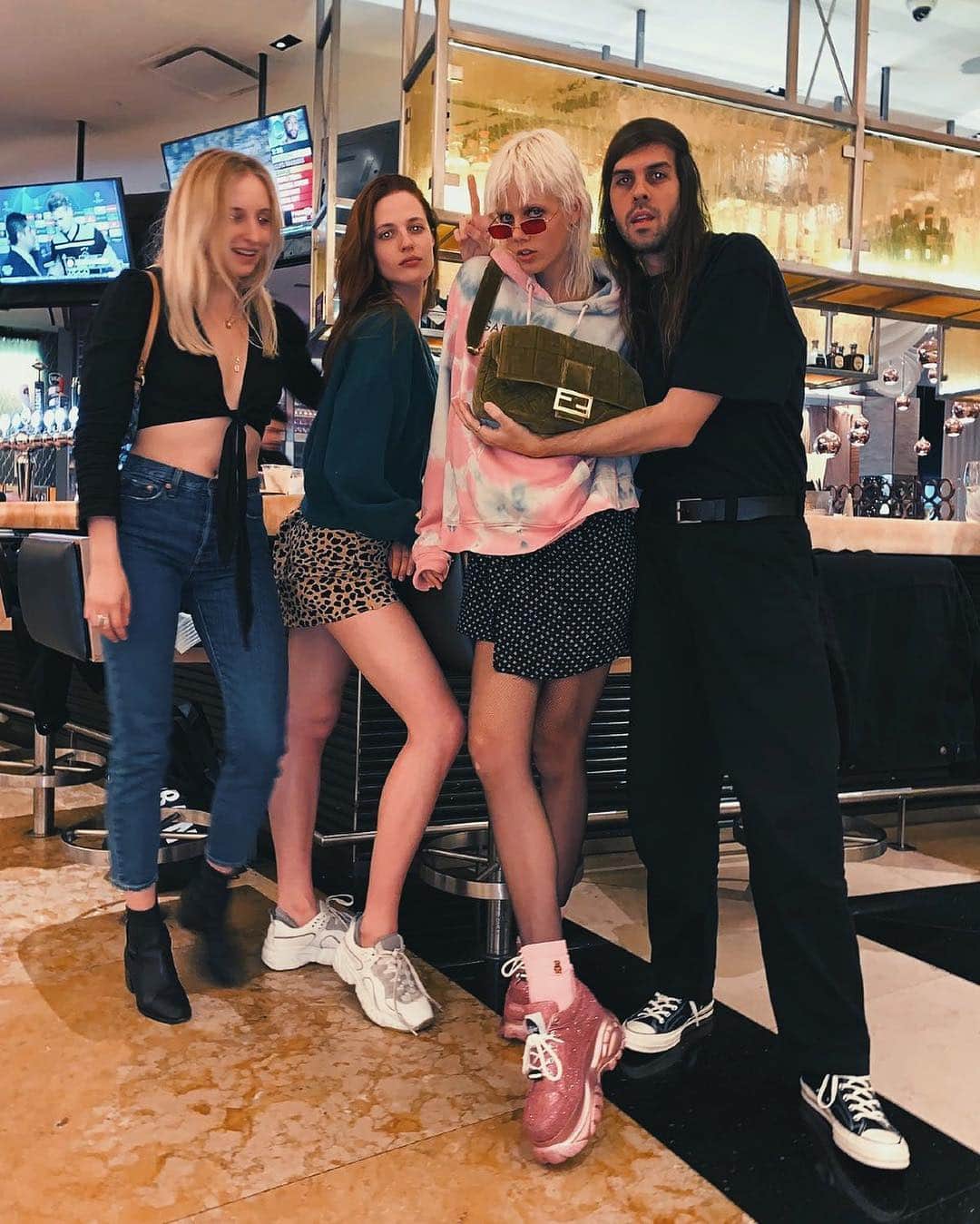 マリヤン・ジョンクマンのインスタグラム：「Best gamblers in town👀🕺🏼🕺🏼🕺🏼🕺🏼🕺🏼」