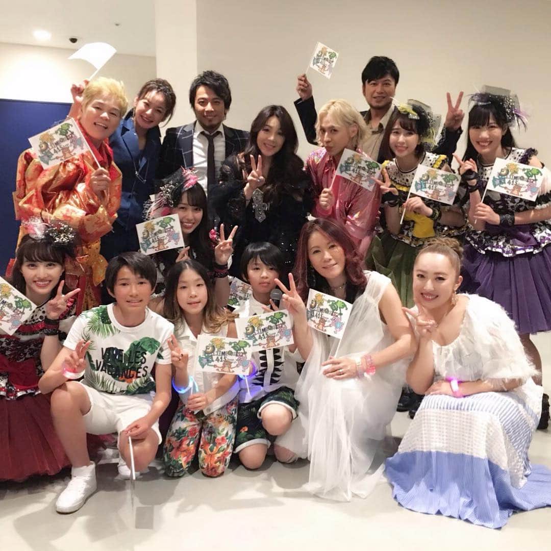 井上貴子のインスタグラム：「「IJIME QUEST 415」  終わってみて 改めて凄いメンバーの中で しかも様々なジャンルから 年齢層もさまざまで。  よく1つにしっくりまとまったなぁ（笑）と！  なぜなら！  このエンターテイナーな皆様は それぞれのお仕事を通じて イジメで苦しんでいる方々に メッセージを送り続ける。  という目的に向かって 集まった方々！！ アタシは大好きなプロレスを 職業とし30年が経ちました。  今後プロレスを通じて なにかの役に立つ事が出来ますように… メッセージを送り続けたい。  すばらしいゲストの方々から アタシもたくさんのパワーと刺激をもらっちゃった^ ^  ももクロちゃんからは DVDももらっちゃった！  Happyで^ ^  #大黒摩季 #ももいろクローバーZ #RYUCHELL #ユメノツヅキ #光永泰一朗  #光永亮太 #朔馬 #神取忍 #井上貴子 #女子プロレス #西山茉希  #IJIMEQUEST415」