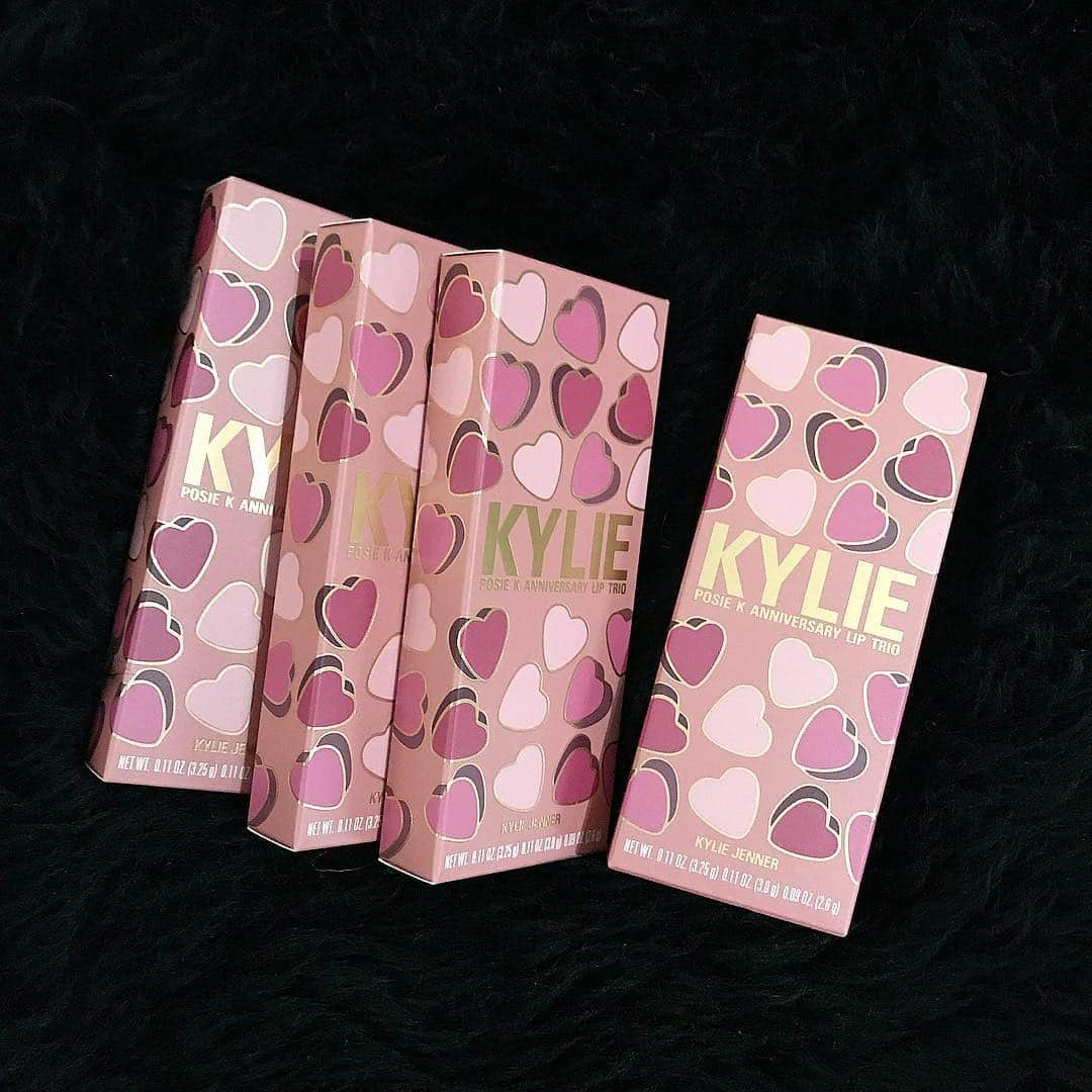 Kylie Cosmeticsさんのインスタグラム写真 - (Kylie CosmeticsInstagram)「Posie K Trio 🌷 Try out our award winning shade in three beautiful formulas for $36: matte, velvet and gloss!」4月17日 21時55分 - kyliecosmetics