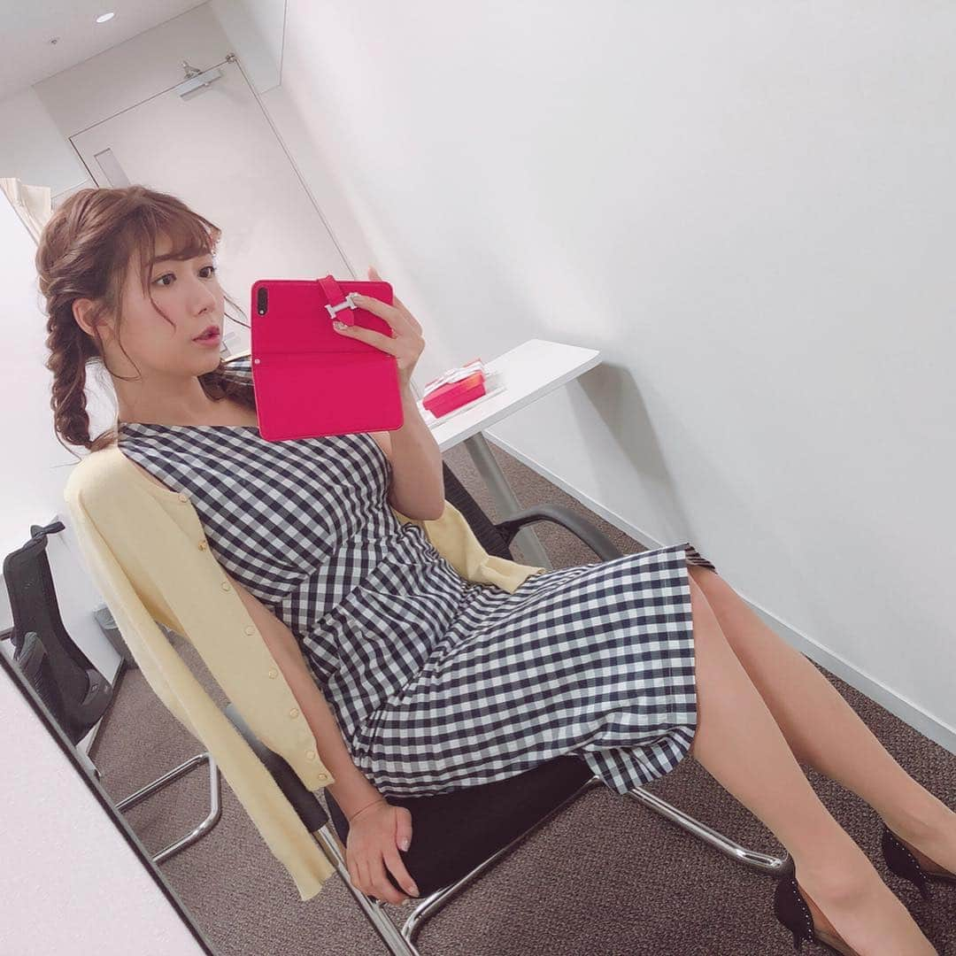 穂川果音さんのインスタグラム写真 - (穂川果音Instagram)「今日の私服では、ギンガムチェックを着たよー♡ ギンガムチェックを着ると、夏が近づいてるって実感します！笑笑  そんなわけで、今日もアベプラだよーー！観てね！  ワンピース👗 @lialapg lpg311-0400  #アベプラ #abematv #気象予報士 #ほかのん #穂川果音 #私服 #ootd #fashion #fashionista #fashionable #instafashion  #dress #ワンピース #ギンガムチェック #ワンピ #お天気キャスター #お天気お姉さん  #lialapg #liala_fashion #pr」4月17日 21時53分 - hokawakanonn