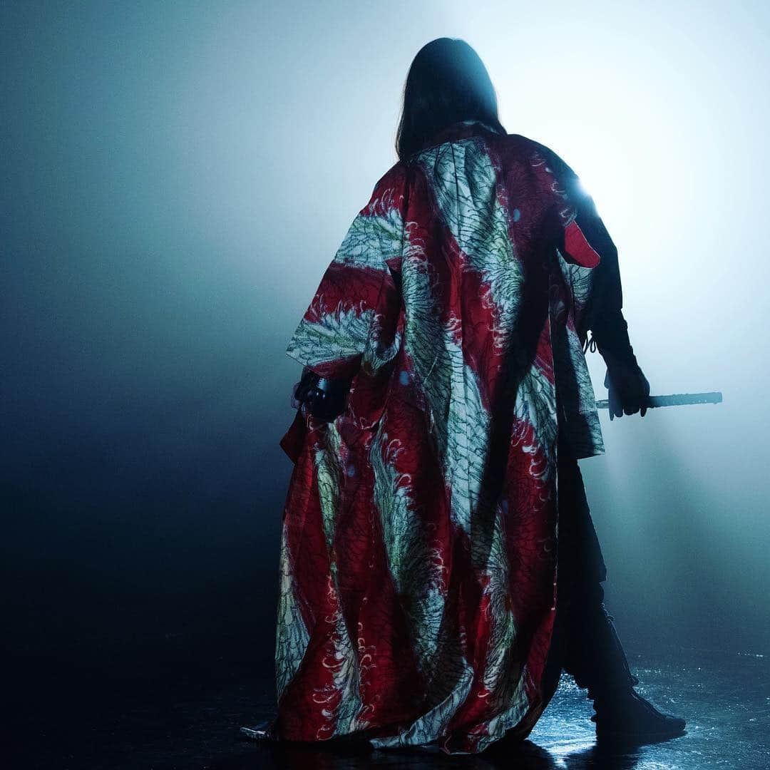 のインスタグラム：「「My wife is HP 9999！！lol」 . . . . . . . . . . . #game #cosplayer #kimono #photography #katana #photooftheday #boss #last #gameover #game #作品撮り #スタジオ #studio #nikon」