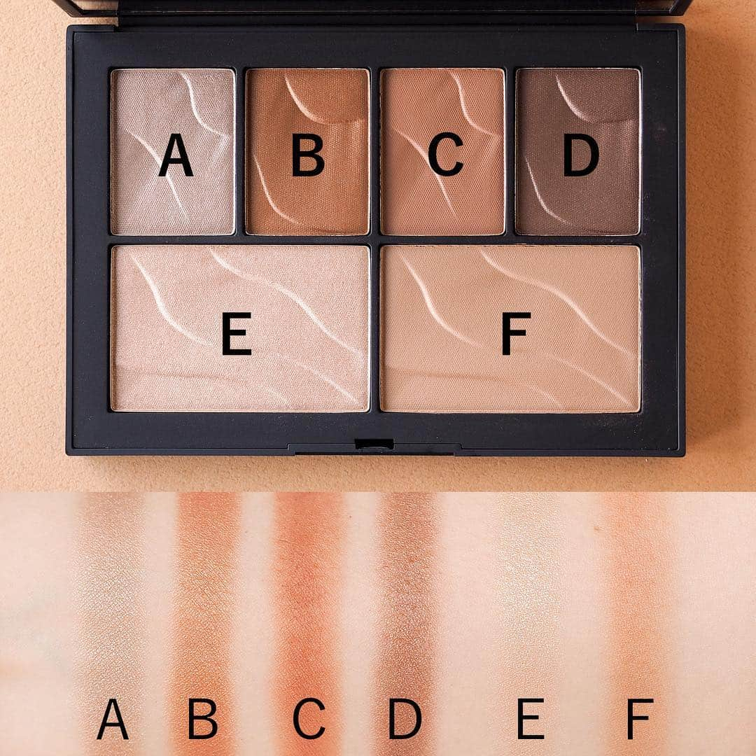 FAVOR【フェイバー】さんのインスタグラム写真 - (FAVOR【フェイバー】Instagram)「NARS(ナーズ)から2019年サマーコレクションが登場☆ . アイシャドー4色、ハイライティングパウダー1色、ブロンズパウダー1色がセットになったスペシャルな数量限定パレットに大注目です！！ . NARS/ホットナイツ フェースパレット NARS/サマーライツ フェースパレット 全2種　本体価格 7,400円(税抜) . しっとりとしていてシアーな発色なので、使いやすさ◎ アイシャドウ、ハイライター、ブロンザーが１つのパレットになっているので、1つ持っているだけで大活躍間違いなしです♡ . 只今記事作成中！ お楽しみに～♡♡ . #NARS #ナーズ #サマーコレクション #サマコレ #フェイスパレット #アイシャドウパレット #ハイライター #ブロンザー #デパコス  #コスメ #新発売 #春コスメ #コスメ紹介 #化粧品 #メイク好きな人と繋がりたい #コスメ好きさんと繋がりたい #美容好きな人と繋がりたい #コスメレポ #コスメ大好き #コスメ好き #スウォッチ #コスメマニア」4月17日 22時17分 - favor_official