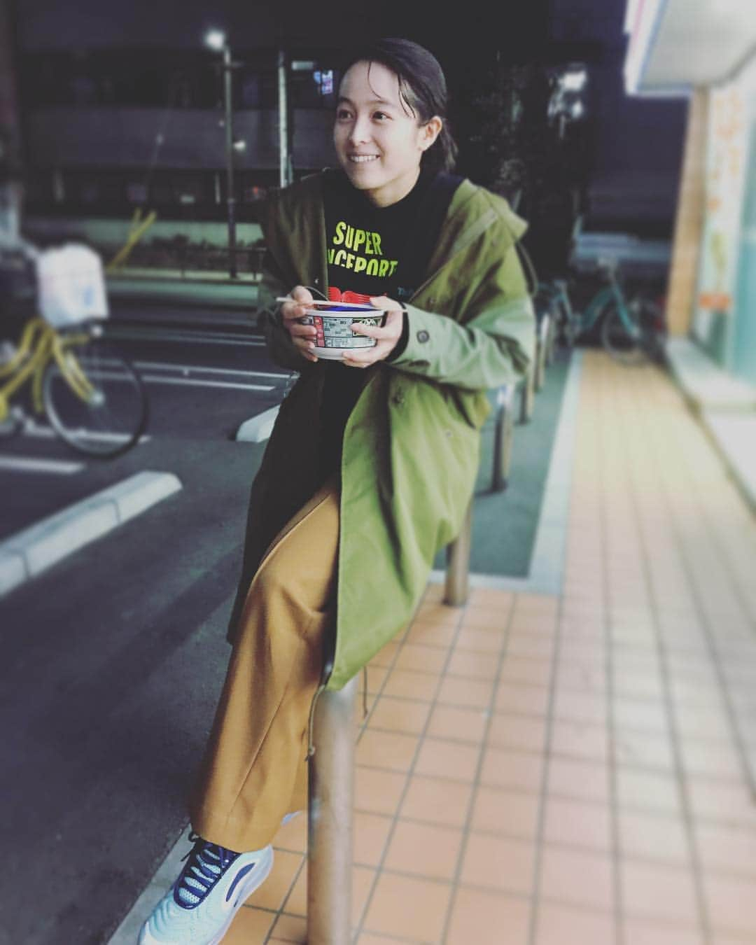 清野菜名さんのインスタグラム写真 - (清野菜名Instagram)「おつかれーらいす  明日もやすらぎの刻 道 みてね。  #やすらぎの刻道」4月17日 22時34分 - seinonana